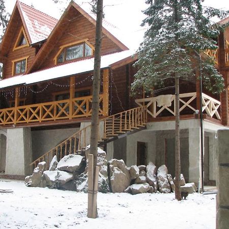 On Dovbush Path Hotel Yaremche Luaran gambar