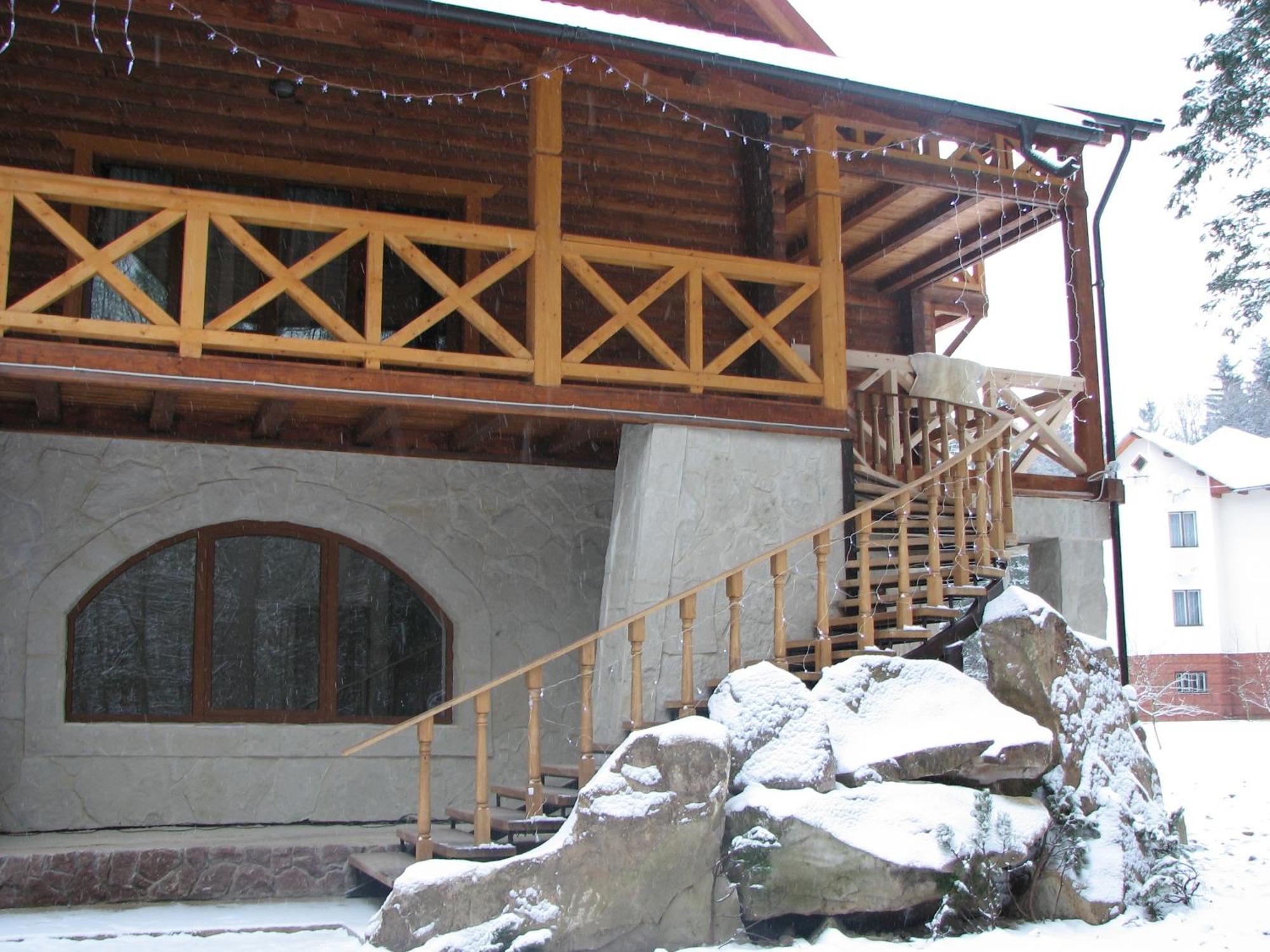On Dovbush Path Hotel Yaremche Luaran gambar