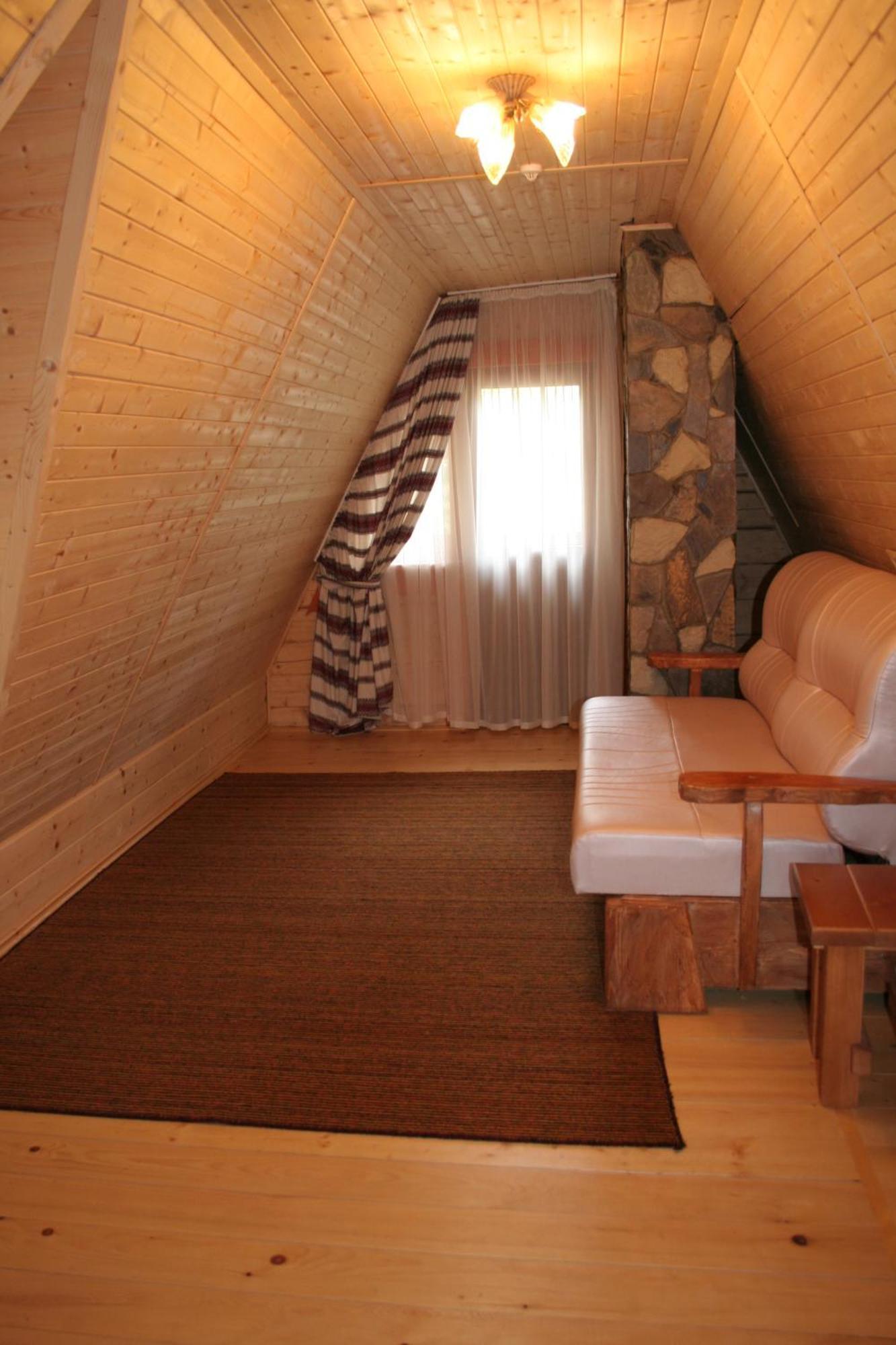 On Dovbush Path Hotel Yaremche Luaran gambar