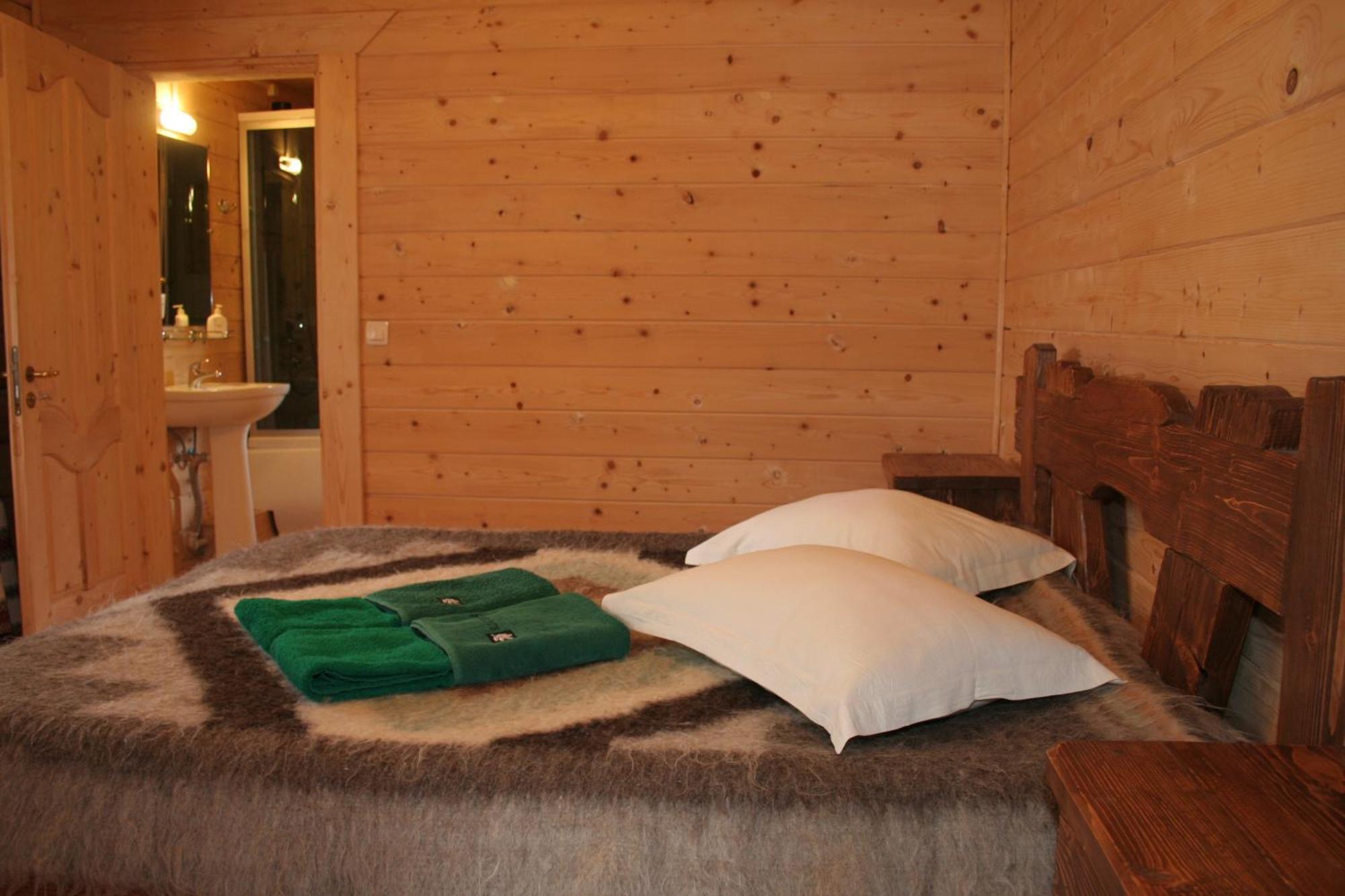 On Dovbush Path Hotel Yaremche Luaran gambar